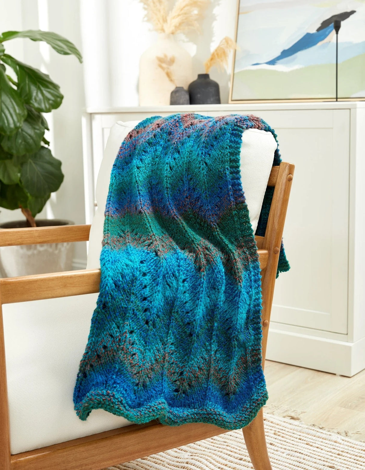 Free Lace Chevron Columns Throw Pattern