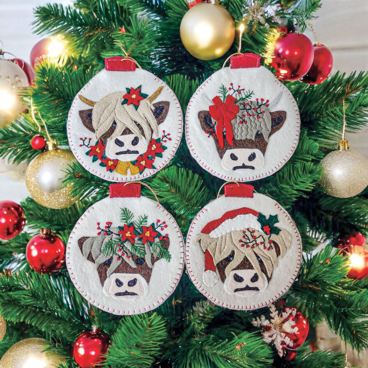 Christmas Cows Ornaments Kit