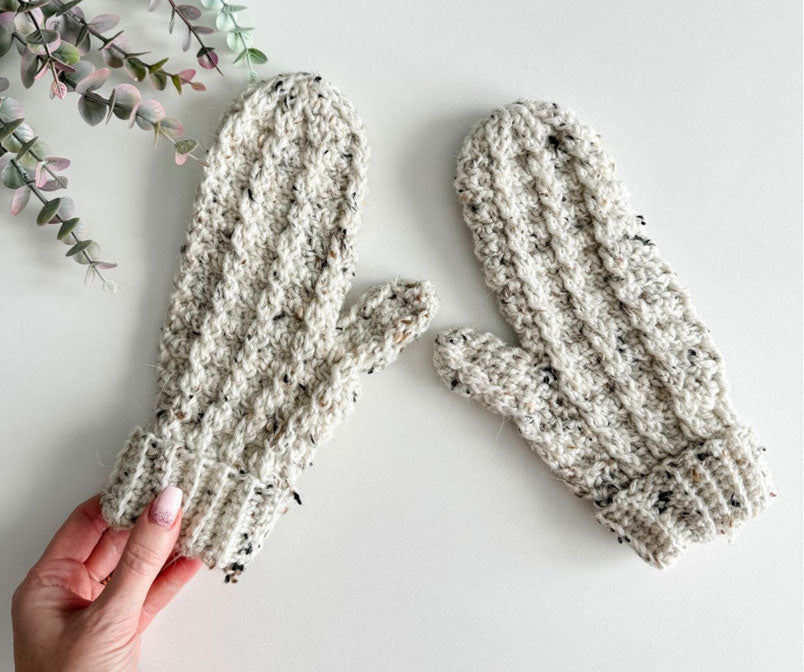 Winter Wonder Cable Mittens