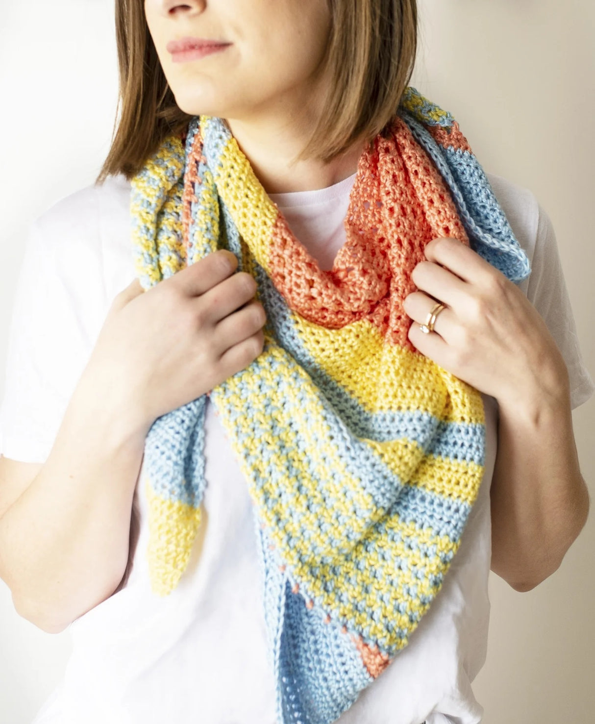 Free Tri-Colour Shawl Pattern