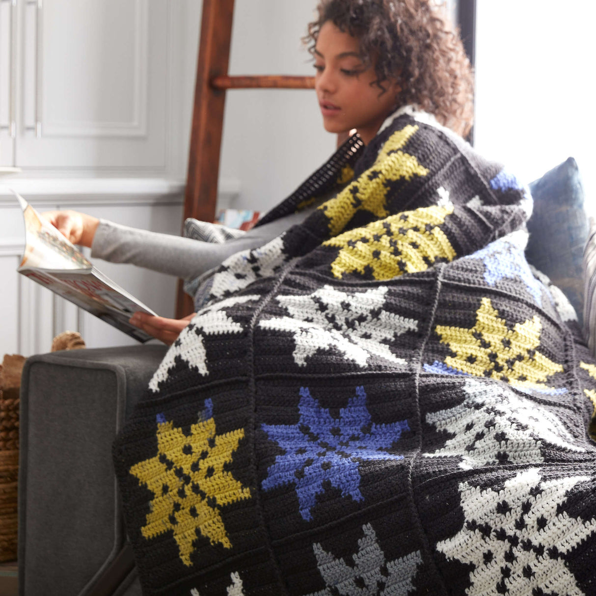 Free Snowflake Crochet Blanket