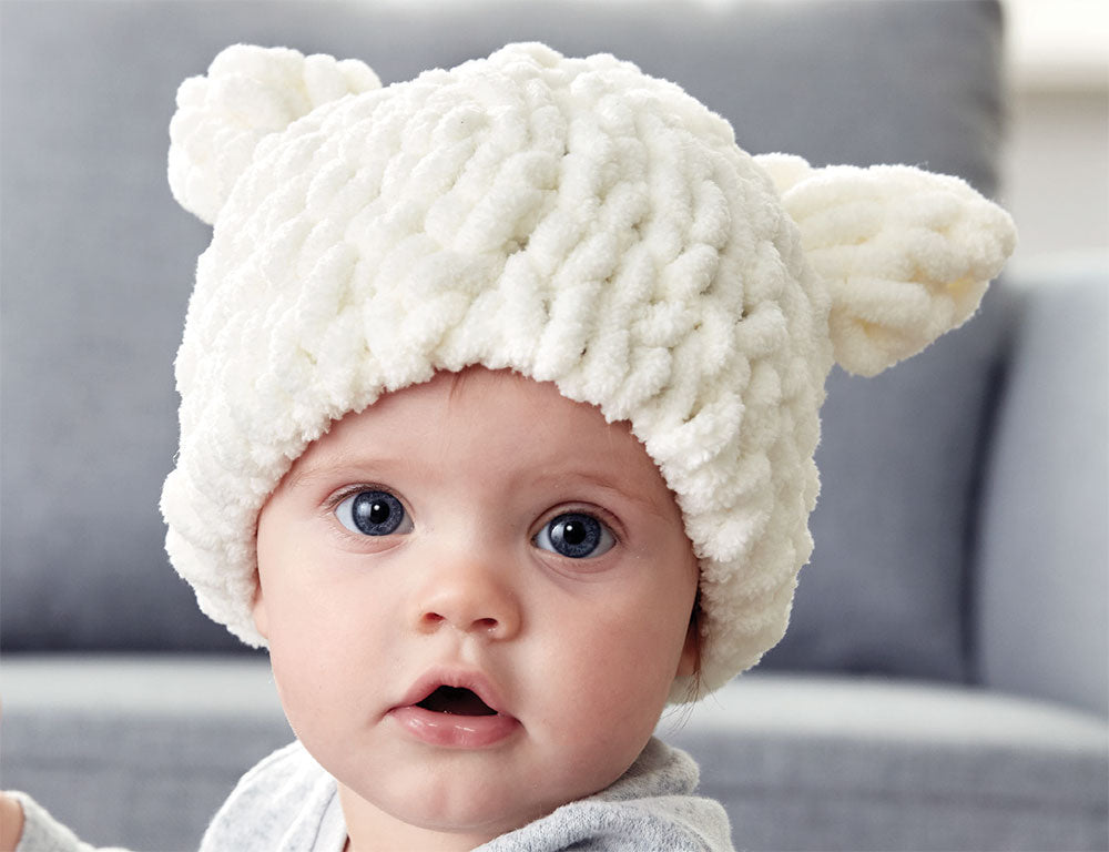 Modèle de chapeau de bébé ours gratuit