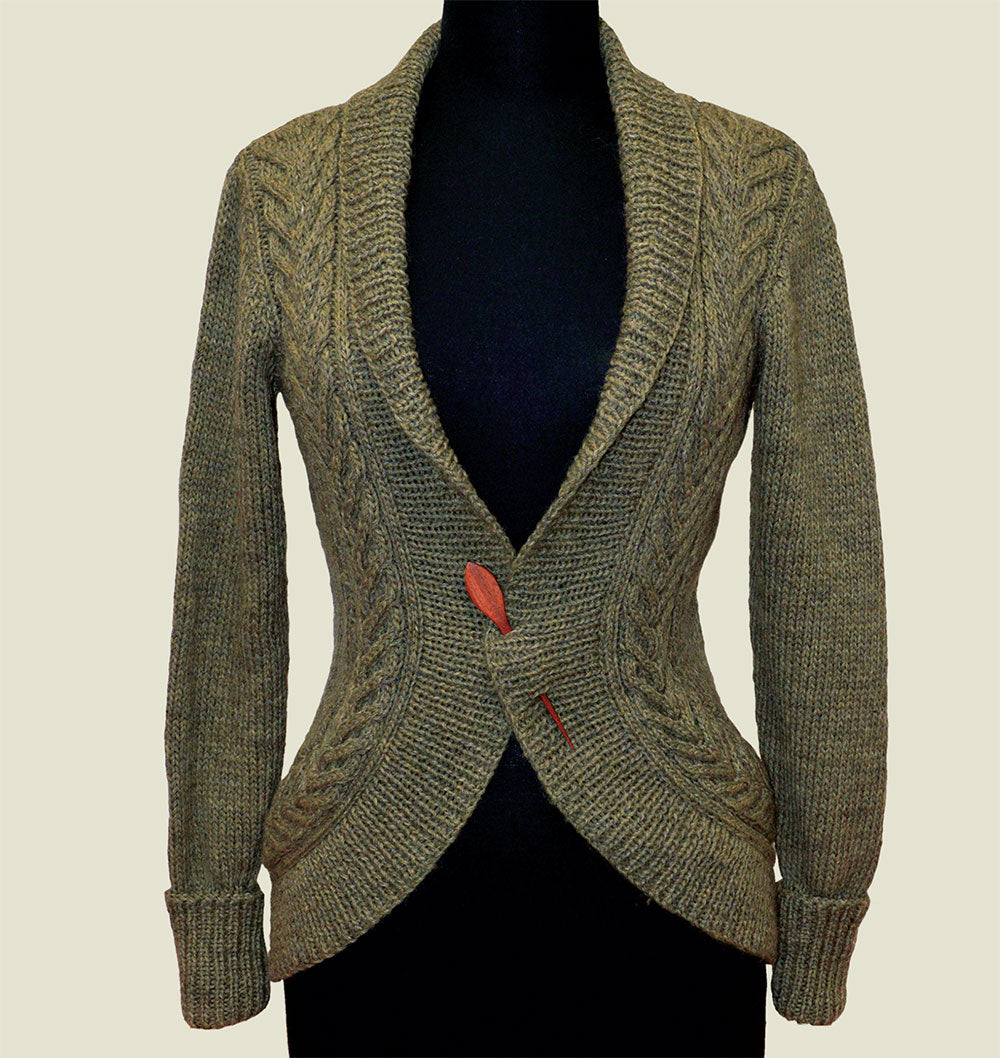 Modèle de cardigan à câble en V